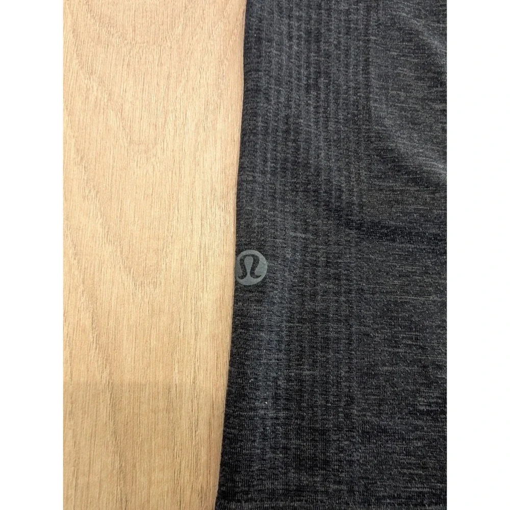 Lululemon Men's Metal Vent Tech Short Sleeve Shirt Size XL Heathered Gray